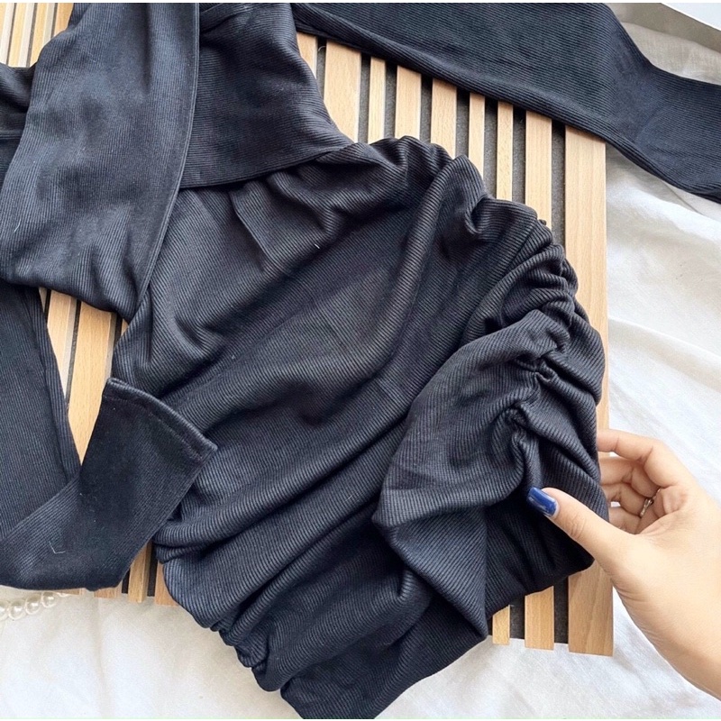 Đầm len Đen trễ vai đắp chéo nhúng hai bên eo , váy body tôn dáng