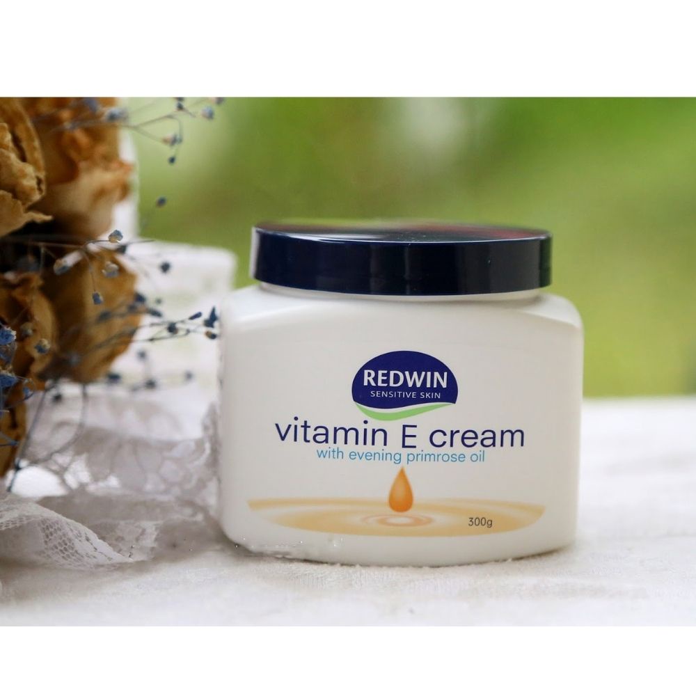 Kem dưỡng ẩm, làm trắng da mặt và body Redwin Vitamin E Cream 300ml - Shop Mecici