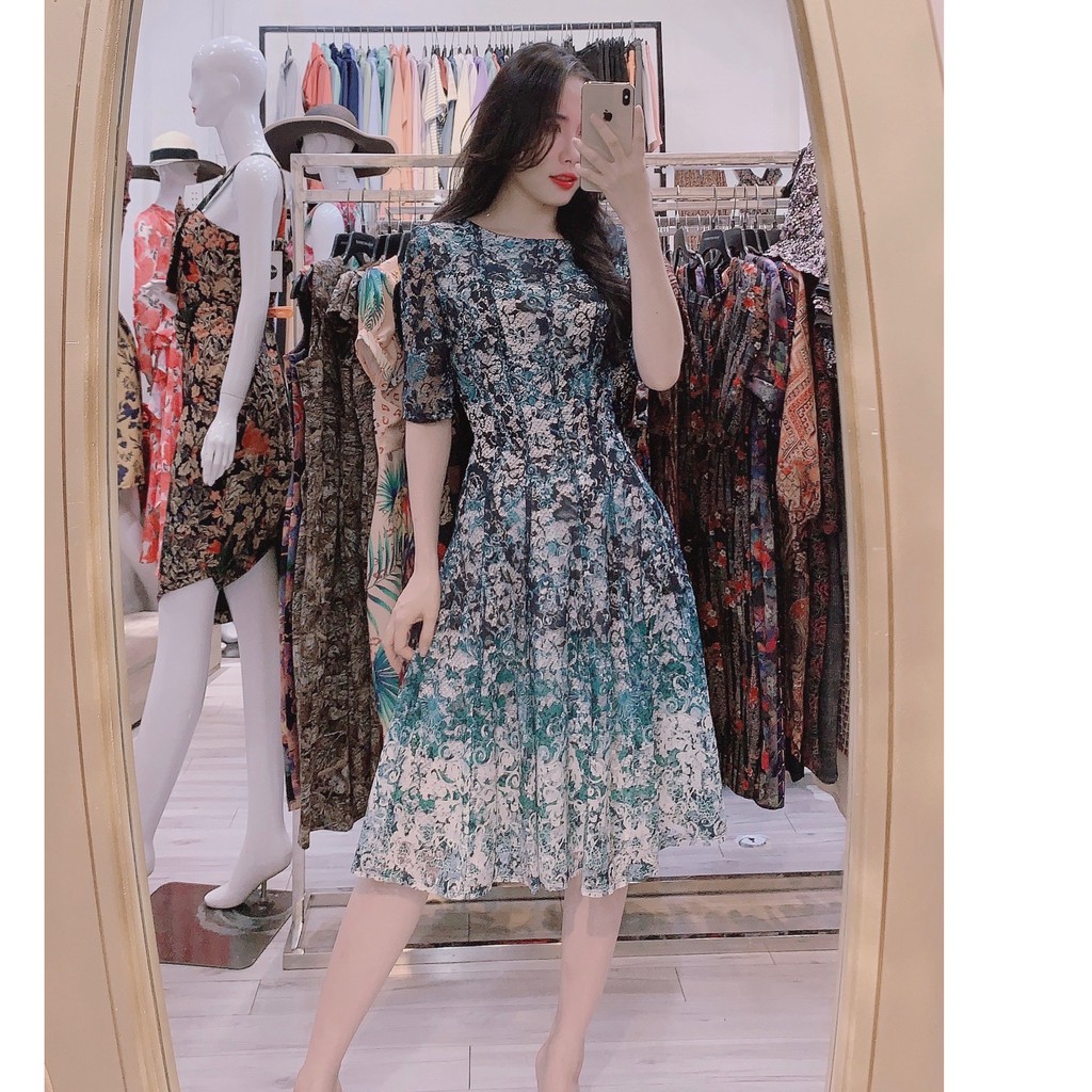 ĐẦM REN XÒE DỰ TIỆC CAO CẤP - Đầm Trung Niên Sang Trọng | BigBuy360 - bigbuy360.vn