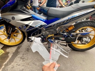 Ốp sườn mica ext150