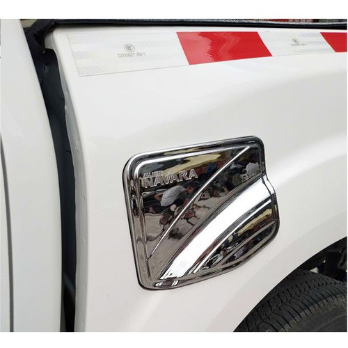 Ốp nắp xăng NISSAN NAVARA 2015-2019