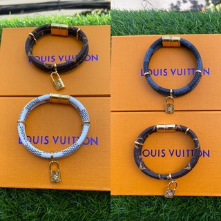 Vòng đeo tay LV 02 fullbox