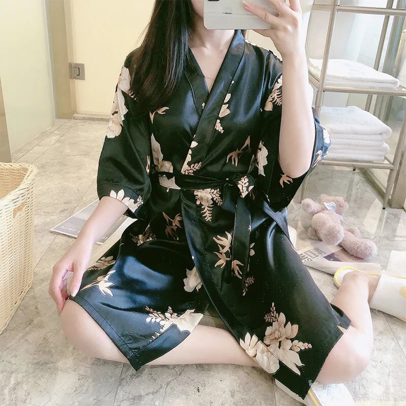 ÁO CHOÀNG NGỦ CHẤT LỤA HỌA TIẾT HOA - ĐỒ NGỦ VEERA QUEEN