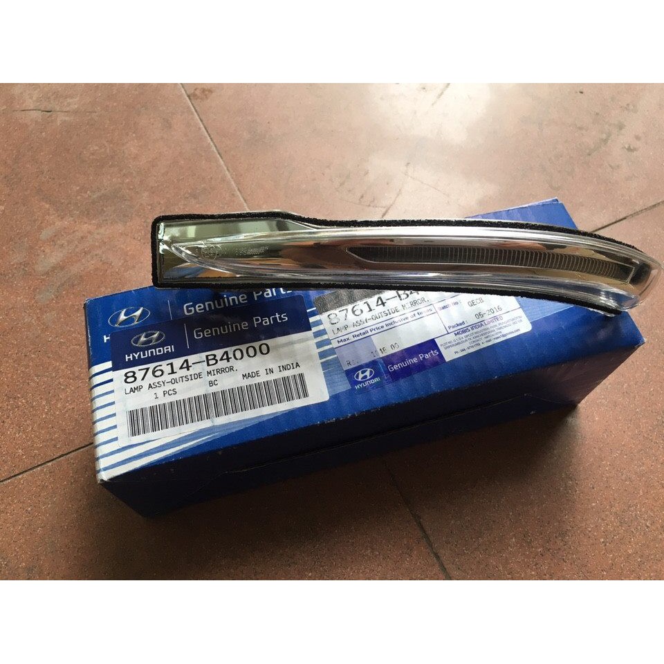 Đèn Xi Nhan Gương i10 Grand