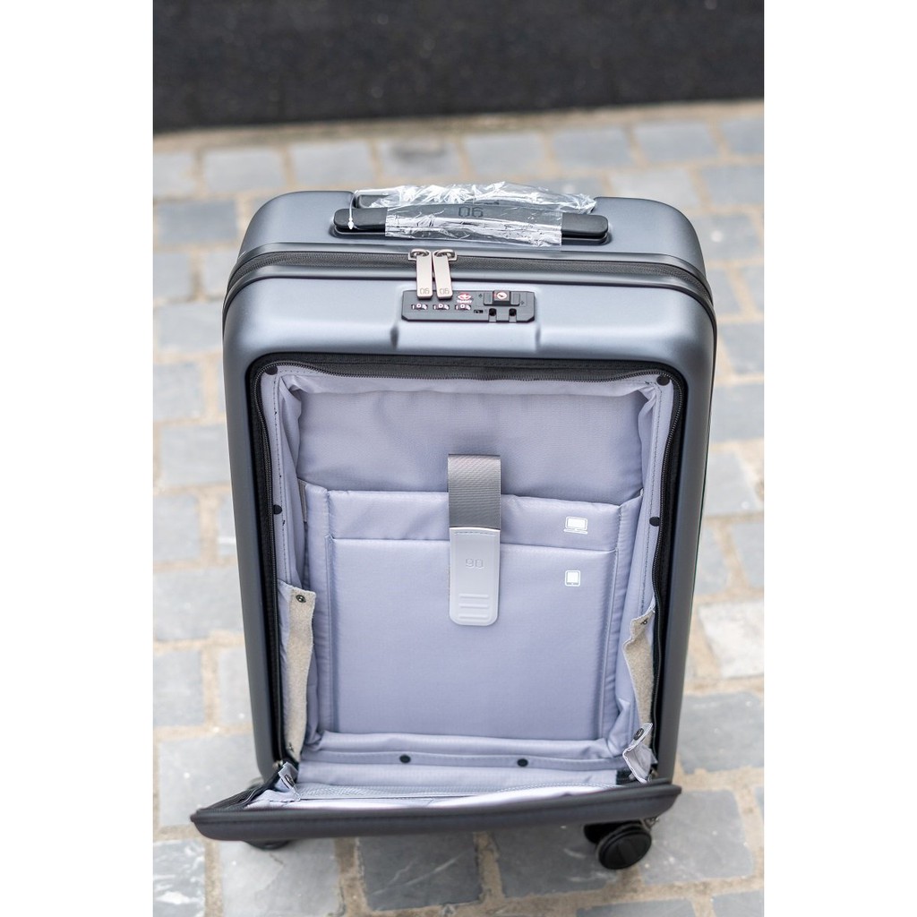 Vali passport Xiaomi 90 Go fun business boarding chassis 20inch/Vali du lịch xiaomi 20 Inch/90 Point 24 Inch trắng .