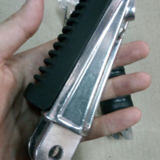 Gác chân trước Ex150