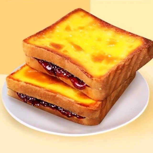 Bánh mì Phomai nhân Việt quất