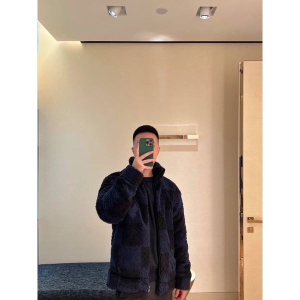 Áo khoác lông cừu cho cả nam và nữ họa tiết caro thương hiệu Louis Vuitton LV cao cấp