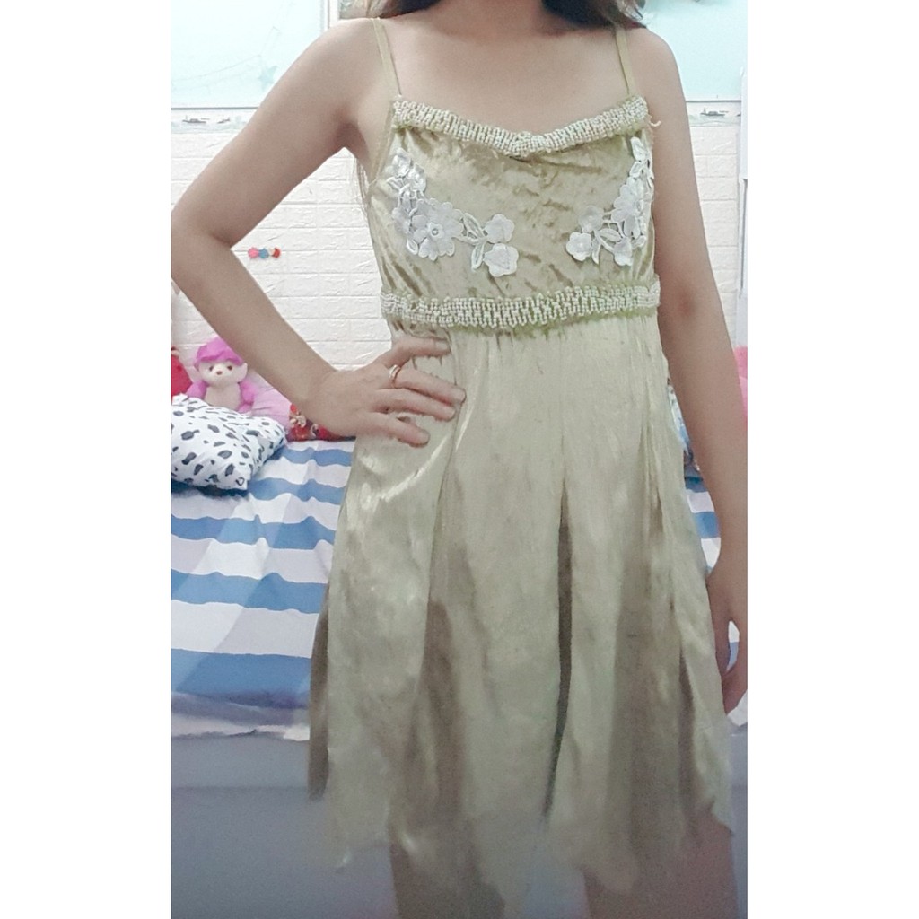 Thanh lý đầm nhung size M