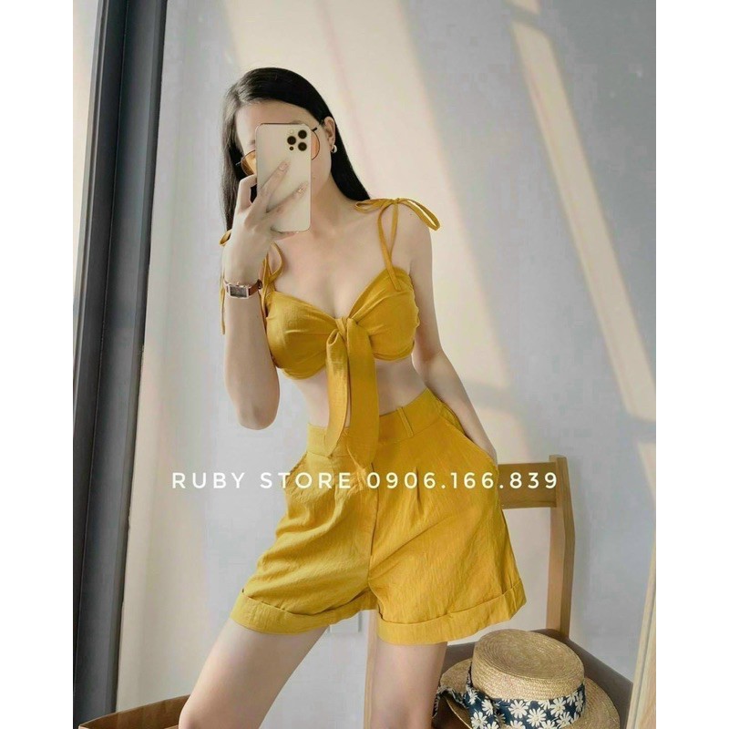 SET CROP VÀNG 2S CỘT NƠ NGỰC + SHORT | BigBuy360 - bigbuy360.vn