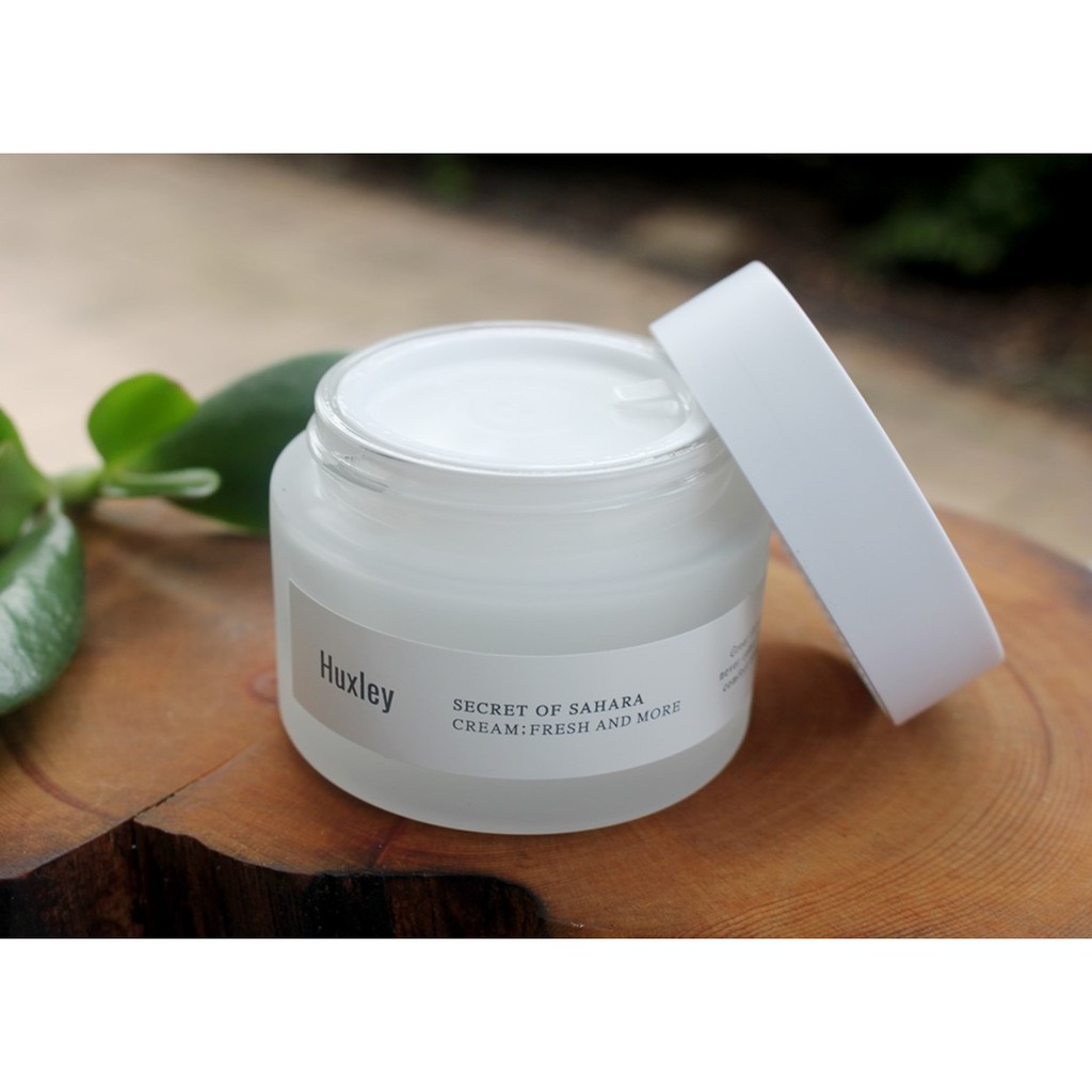 Bộ 3 Sản Phẩm Dưỡng Ẩm, Làm Sáng Da Huxley Fullsize (Toner - Serum Grab Water - Fresh and More Cream)