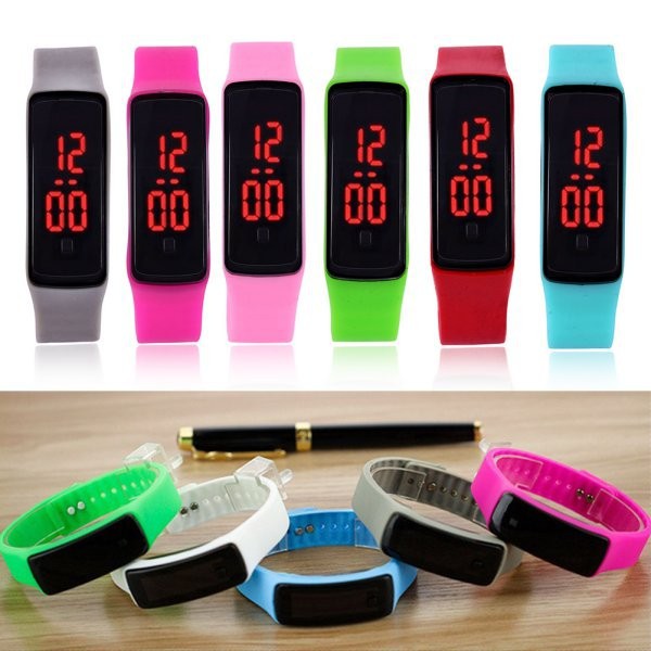 Đồng hồ đèn LED đeo tay phong cách năng động | BigBuy360 - bigbuy360.vn