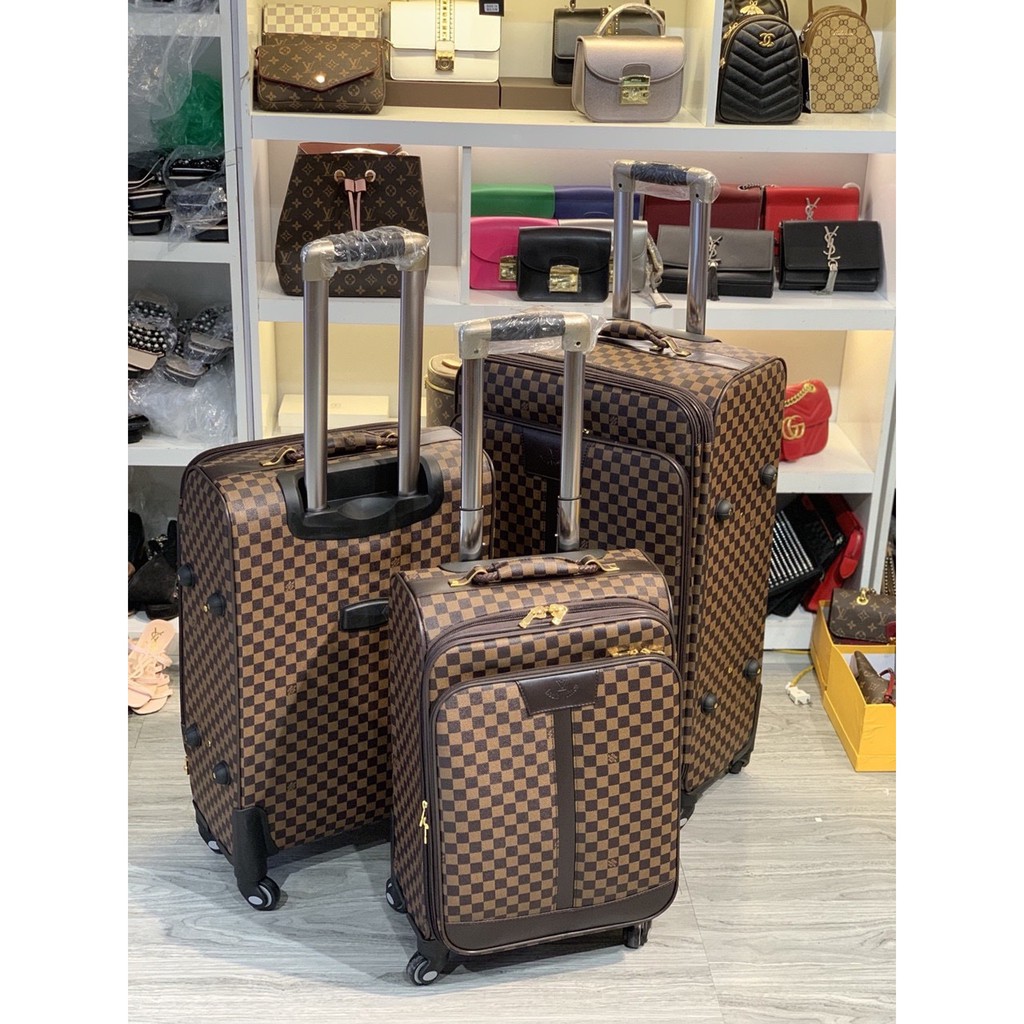 Vali LV da 3size 20-24-28 bảo hành 5 năm
