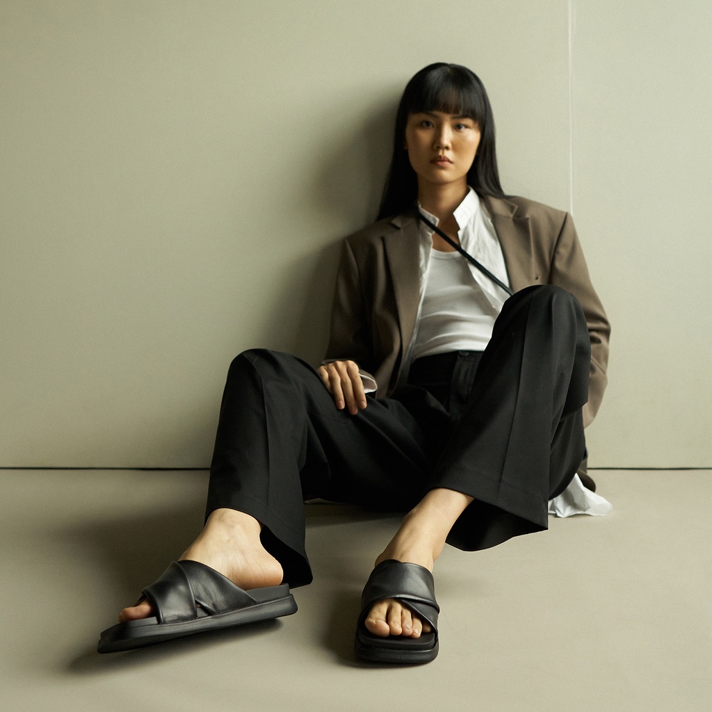 TRÉO SANDALS Waa. - Dép Da Quai Chéo