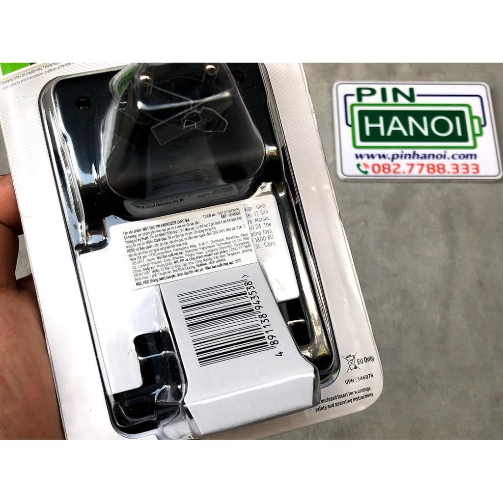 Combo Sạc pin kèm 4 pin tiểu sạc AA 2000mAh Energizer CHVC M4