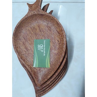 Dĩa chiếc lá gỗ dừa bến tre