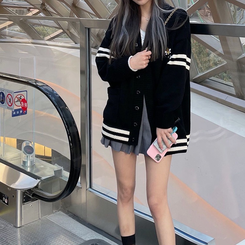 Áo cardigan dệt kim IELGY cổ chữ V dáng rộng họa tiết kẻ sọc phong cách Hàn Quốc cho nữ
