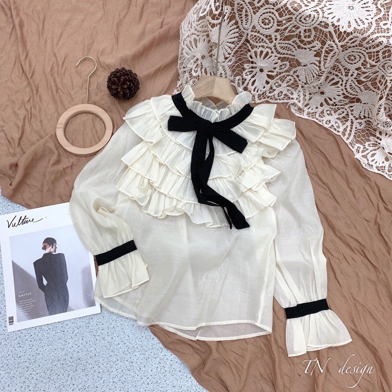 sơ mi bèo tầng. 2 màu be, hồng. size:sm