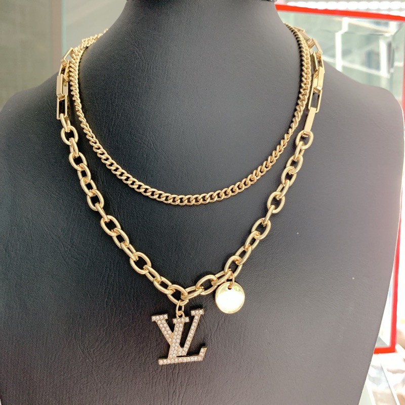 Cổ xích LV thời trang siêu xinh