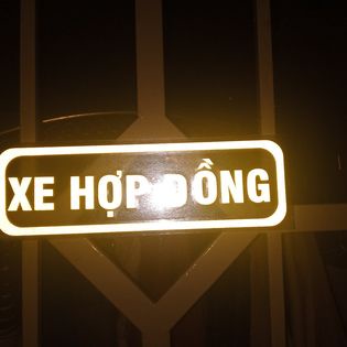 Tem phảng quang màu vàng chữ " XE HỢP ĐỒNG "  - decal trong