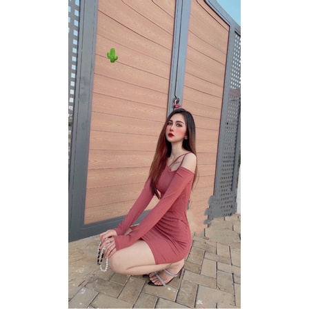 Đầm body dây cổ tay dài chất thun gân