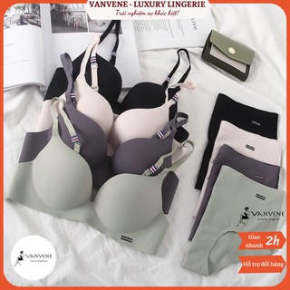 Bộ đồ lót / set đồ lót chất su đúc thông hơi Justyle không gọng nâng ngực B688