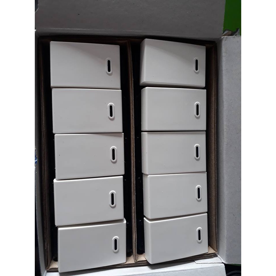 Công tắc Panasonic 5001-7SW
