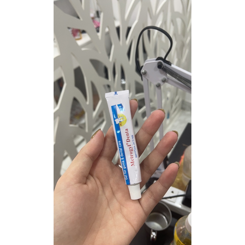 Combo 3 tuýp Gel Vệ Sinh Miệng Metrogyl Denta