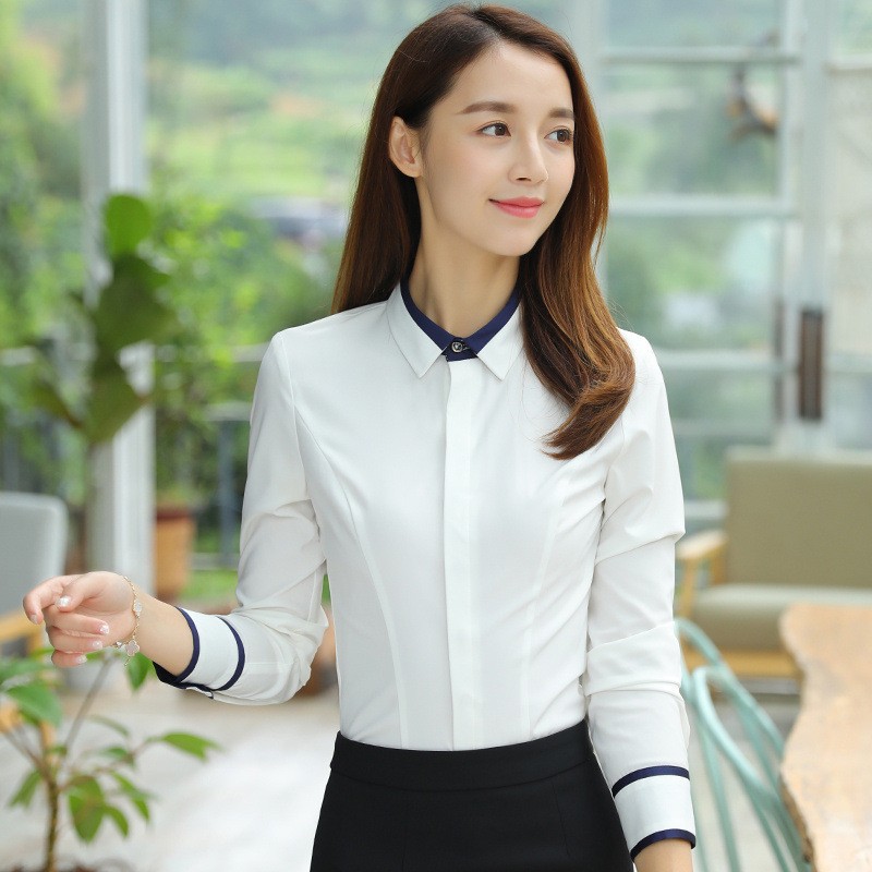 Áo sơ mi trắng phối viền cổ áo cá tính