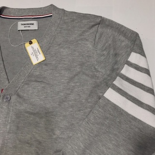 Áo khoác len cardigan xám nhạt