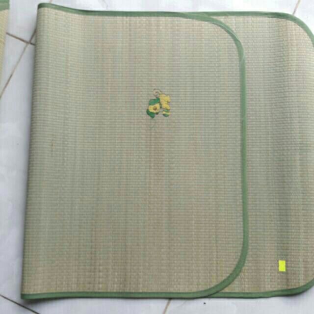 Chiếu cói to -bé