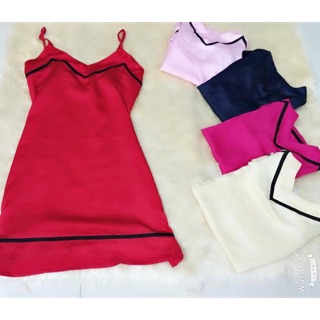 Váy ngủ lụa satin