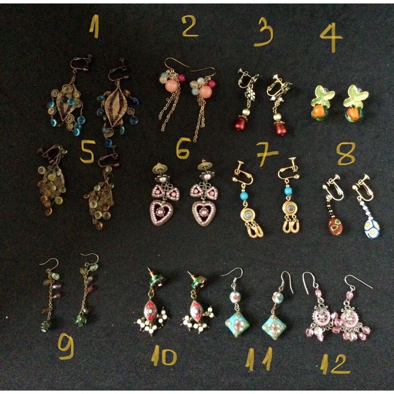 Khuyên tai tua rua dáng ngắn