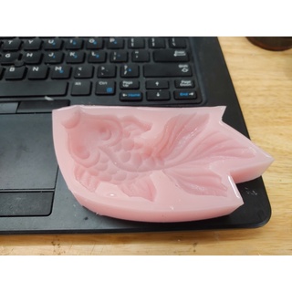 khuôn silicon cá vàng to