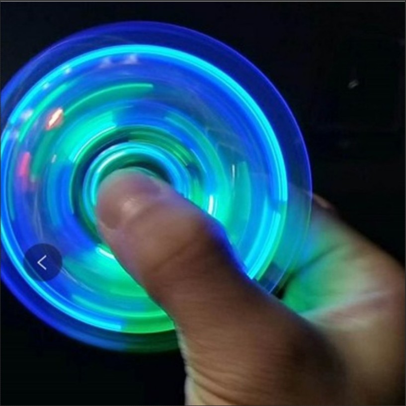 Đồ chơi con quay Fidget Spinner có đèn led giảm căng thẳng cho người lớn và trẻ em