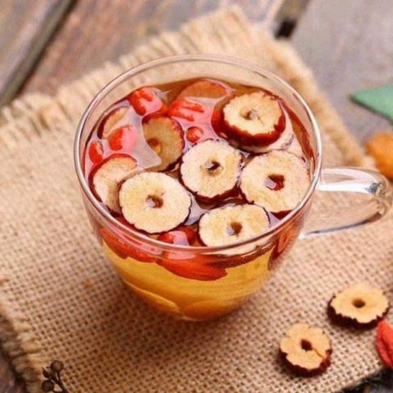 1 lạng táo lát đỏ sấy khô hàng loại 1 thơm ngon giòn rụm