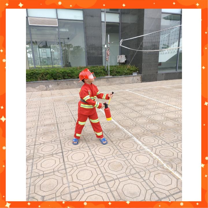 Đồ chơi bé làm lính cứu hoả chuyên nghiệp