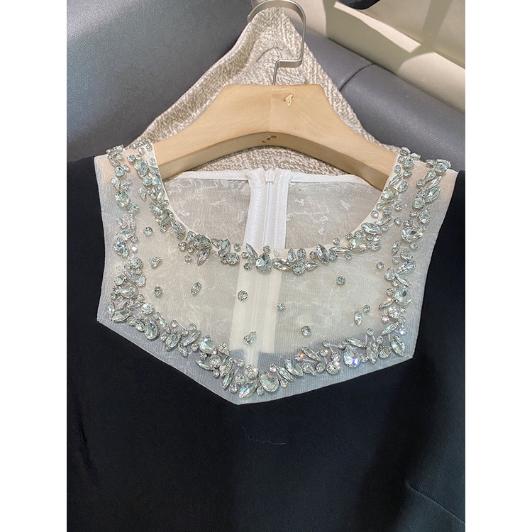 French dress Women's 2022 Summer New Design sense Bowknot bubble sleeve heavy industry diamond-encrusted spliced skinny skirt