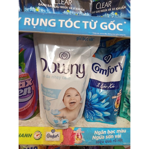 Nước xả vải DOWNY DỊU NHẸ 1;45 cho da nhạy cảm