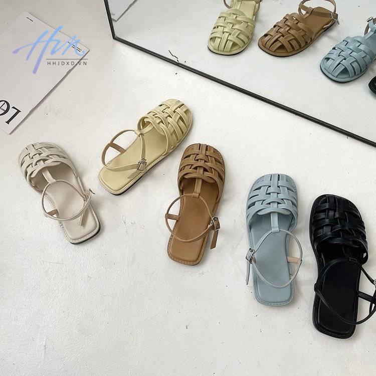 Giày Sandal Bít Mũi Size Lớn 41 Đế Bằng Thiết Kế Khoét Lỗ Mẫu Mới Thời Trang Cho Nữ