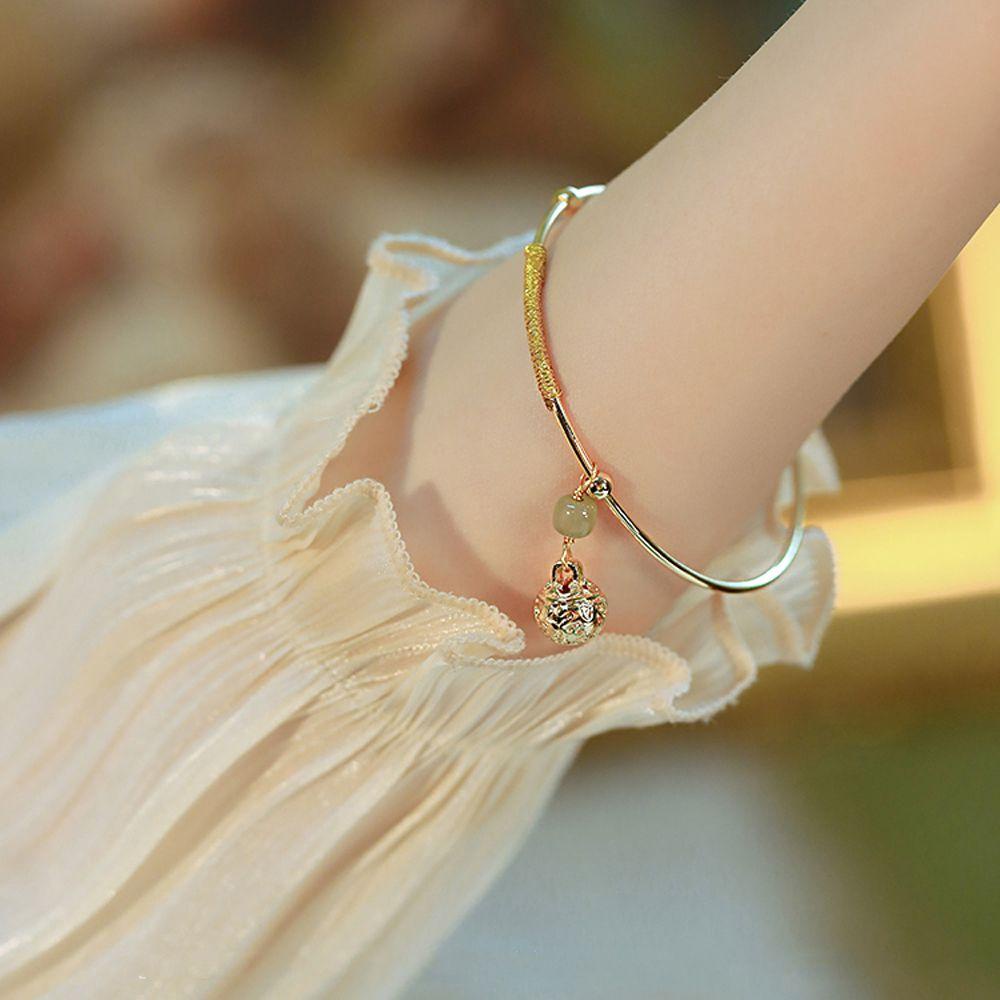 Vòng Tay Thiết Kế Sang Trọng Ngọt Ngào Cho Nữ