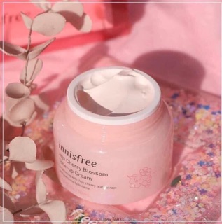 Kem dưỡng innisfree