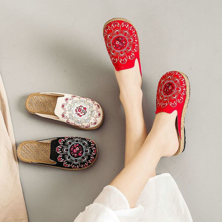 TAM05_dép sục thêu họa tiết | BigBuy360 - bigbuy360.vn