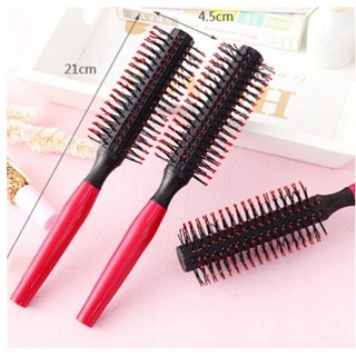 Lược tròn cuốn tạo mẫu tóc
