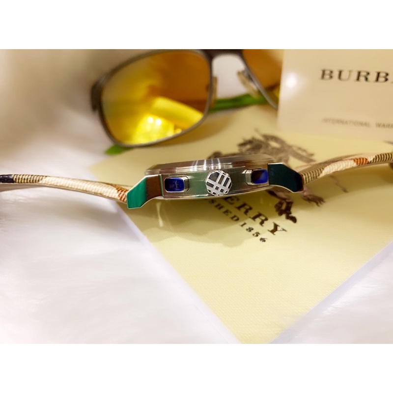 Đồng hồ Nam Burberry The City Silver Nova