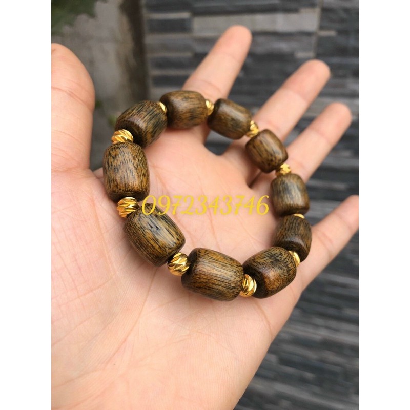 Vòng tay lu thống trầm hương mix vàng đeo phong thuỷ, may mắn