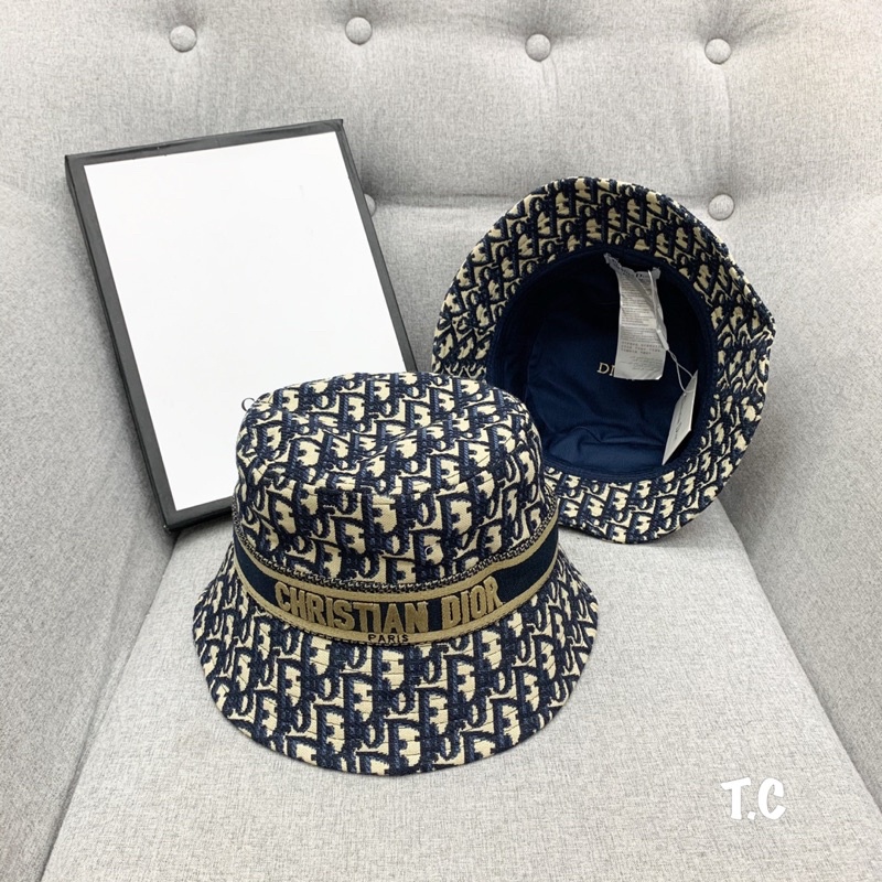 MŨ J’D THÊU LIKEAU