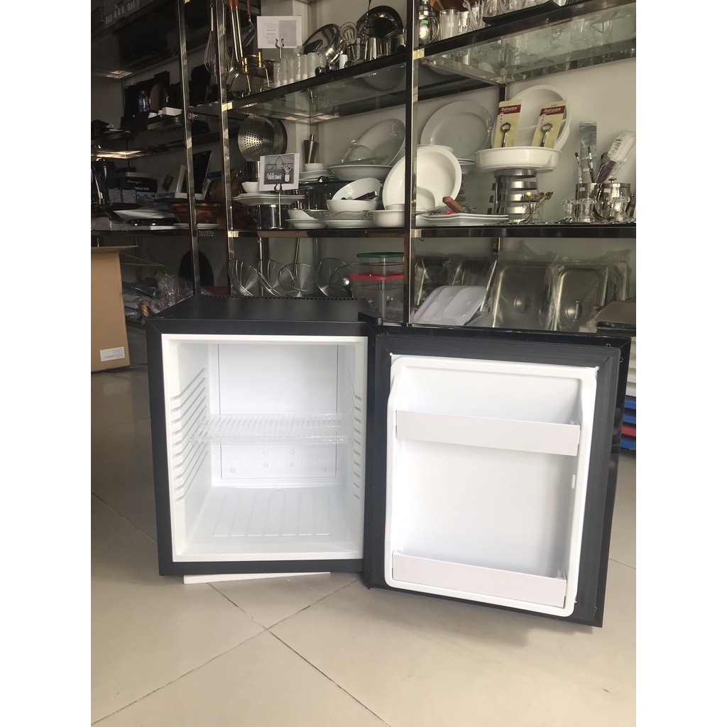 TỦ MÁT KHÁCH SẠN HOMESUN BCW-36 CỬA GƯƠNG TRÁNG THỦY DUNG TÍCH 36L