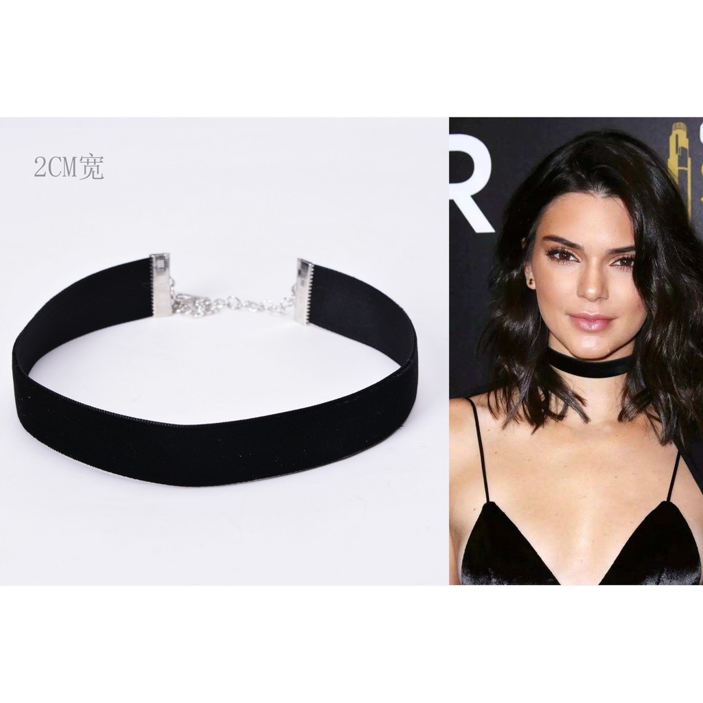 Choker nhung đen trơn A-CK147