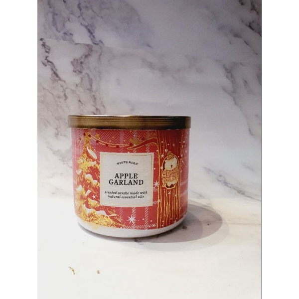 Nến Winter Candy Apple Bath Body Works